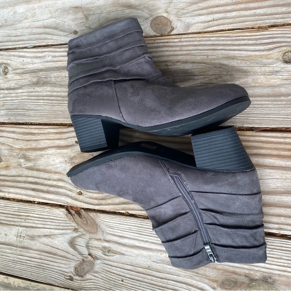 PATRIZIA BY SPRING STEP Fur Lined Faux Suede Grey Zip Up Aloly Bootie - Picture 7 of 9